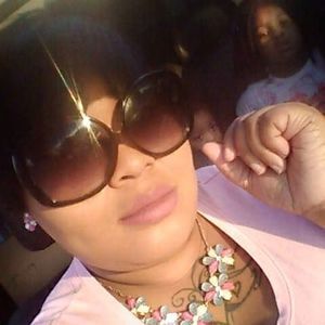 Meet your Posher, April